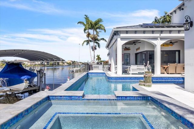 1918 SE 40TH STREET, Cape Coral, FL 33904