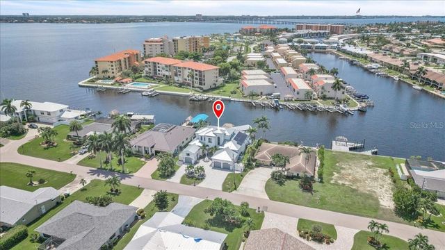 1918 SE 40TH STREET, Cape Coral, FL 33904