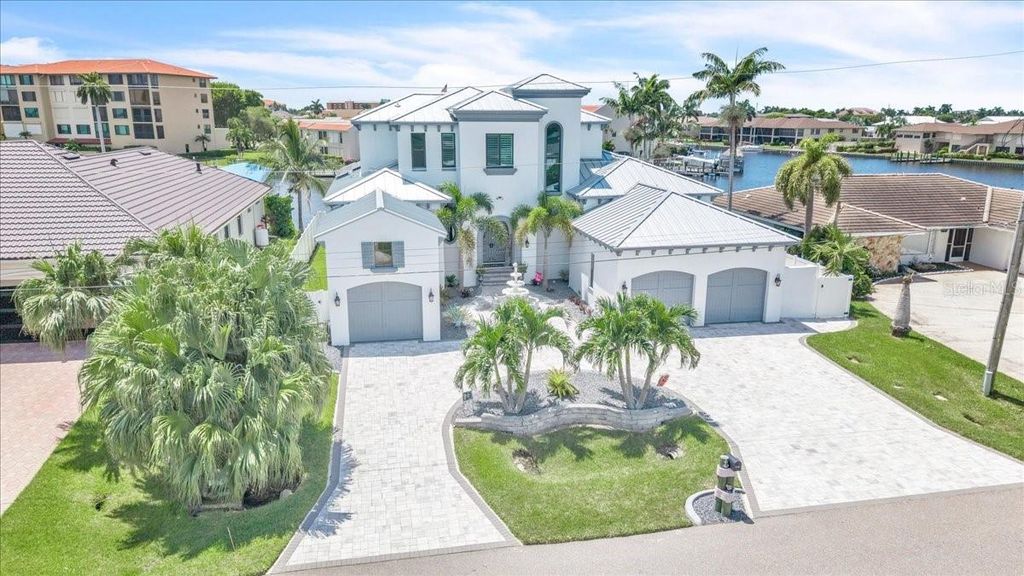 1918 SE 40TH STREET, Cape Coral, FL 33904