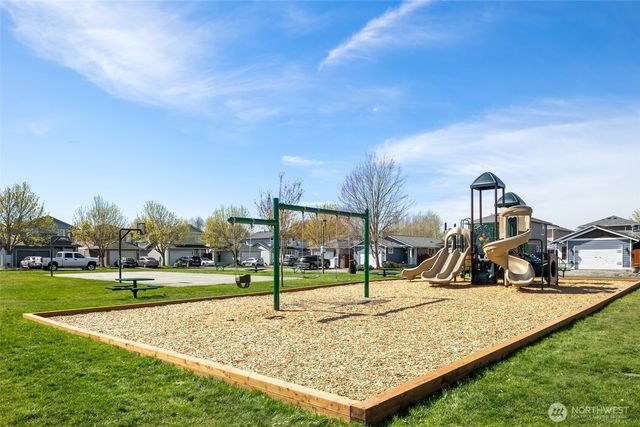 14902 44th Drive NE, Marysville, WA 98271