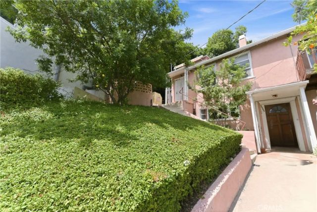 3901 De Longpre Avenue, Los Angeles, CA 90027