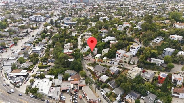 3901 De Longpre Avenue, Los Angeles, CA 90027