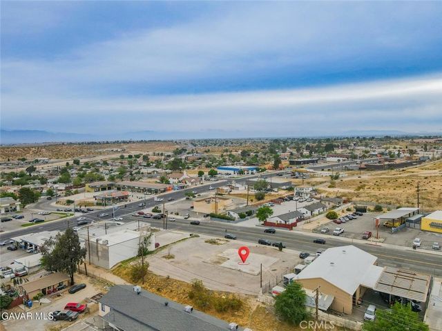 16650 Mojave Dr, Victorville, CA 92395
