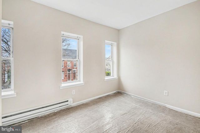 35 E 2ND ST, Pottstown, PA 19464