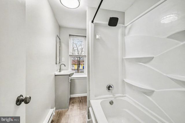 35 E 2ND ST, Pottstown, PA 19464