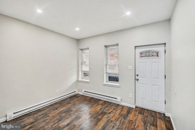 35 E 2ND ST, Pottstown, PA 19464