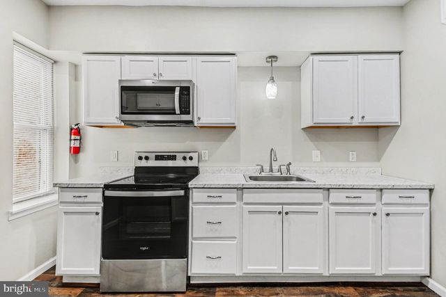 35 E 2ND ST, Pottstown, PA 19464