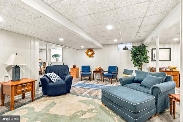 2884 FAGLEYSVILLE RD, Gilbertsville, PA 19525