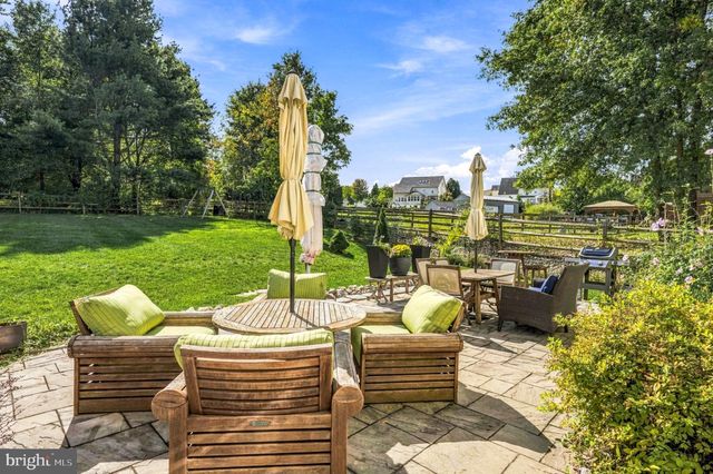 2884 FAGLEYSVILLE RD, Gilbertsville, PA 19525