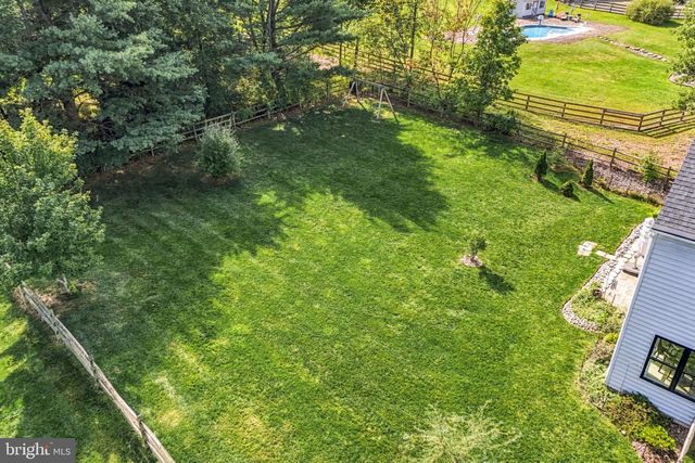 2884 FAGLEYSVILLE RD, Gilbertsville, PA 19525