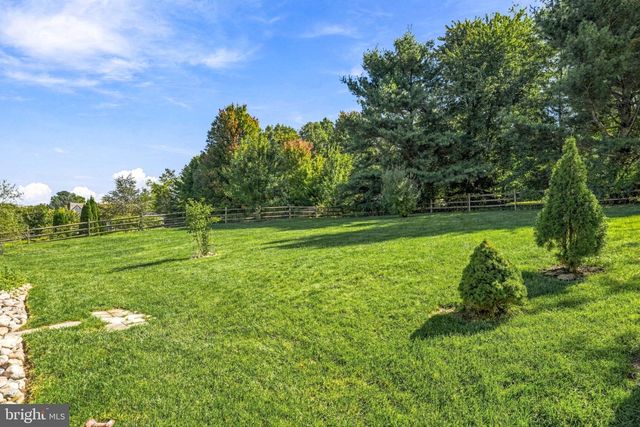 2884 FAGLEYSVILLE RD, Gilbertsville, PA 19525