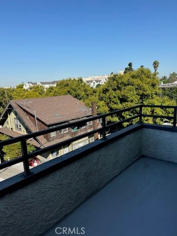 440 W 5th, Long Beach, CA 90802