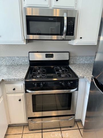 440 W 5th, Long Beach, CA 90802