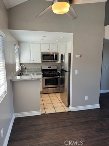 440 W 5th, Long Beach, CA 90802