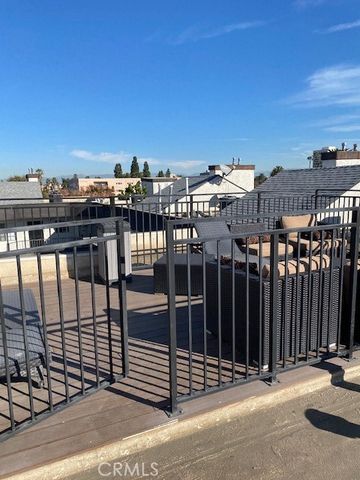 440 W 5th, Long Beach, CA 90802