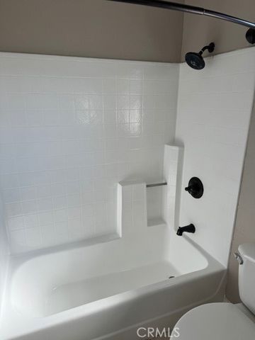 440 W 5th, Long Beach, CA 90802