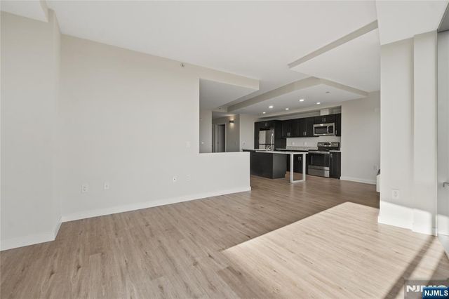 69 Main Street 1511, Fort Lee, NJ 07024