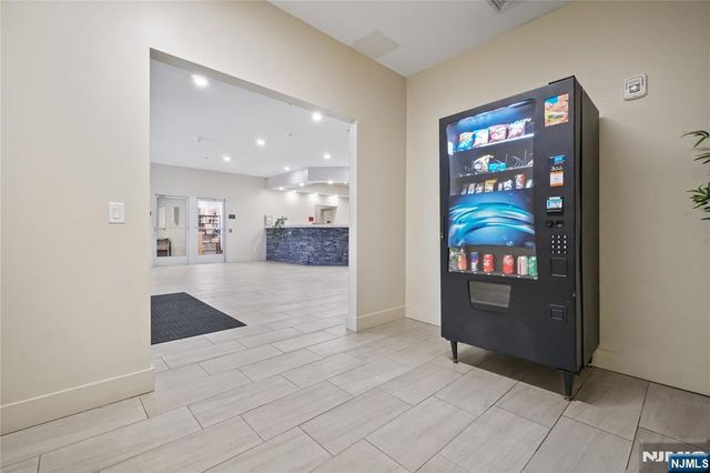 69 Main Street 1511, Fort Lee, NJ 07024