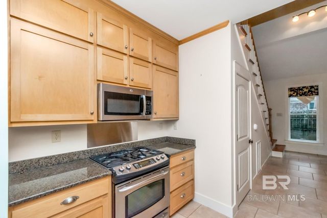 4 Rose Avenue, Mobile, AL 36608