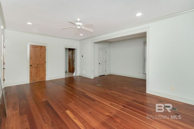 4 Rose Avenue, Mobile, AL 36608