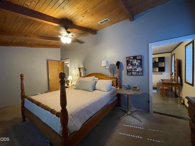2640 Birdseye Creek Road, Gold Hill, OR 97525