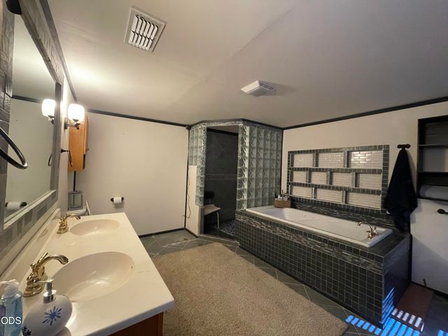 2640 Birdseye Creek Road, Gold Hill, OR 97525