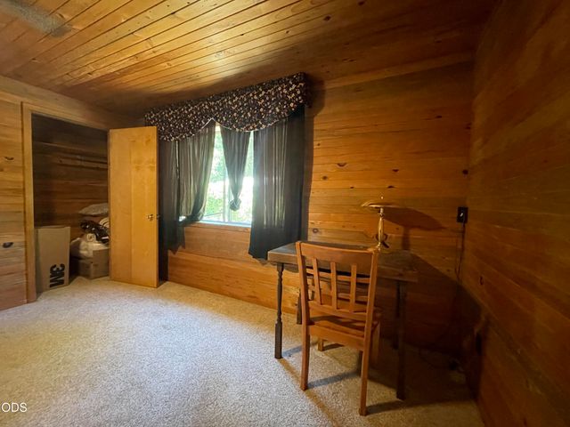 2640 Birdseye Creek Road, Gold Hill, OR 97525