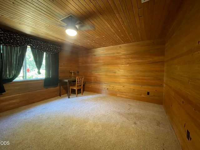 2640 Birdseye Creek Road, Gold Hill, OR 97525