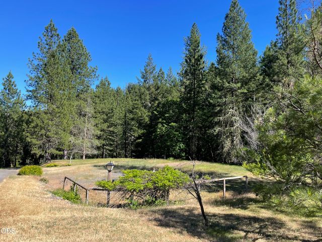 2640 Birdseye Creek Road, Gold Hill, OR 97525