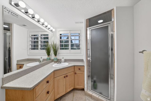 915 NORTHRIDGE DR, Bountiful, UT 84010