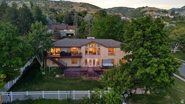 915 NORTHRIDGE DR, Bountiful, UT 84010
