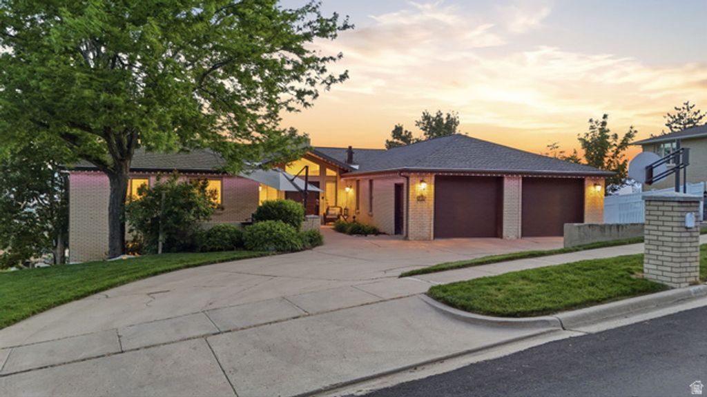 915 NORTHRIDGE DR, Bountiful, UT 84010