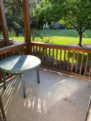 3715 Birchwood Ct, North Brunswick Twp., NJ 08902