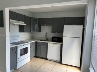 4705 NW 9th Dr 4705, Plantation, FL 33317