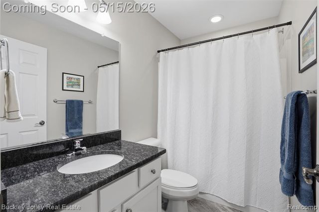 6369 Pasture Lane, Brighton, MI 48116