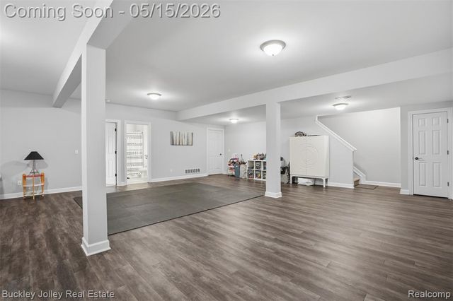 6369 Pasture Lane, Brighton, MI 48116