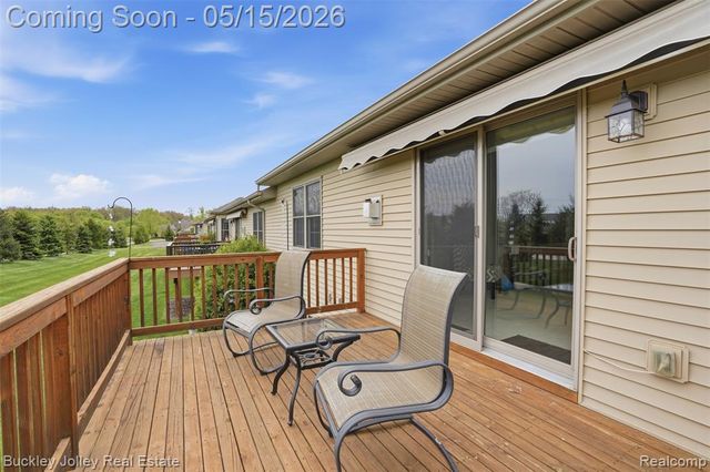 6369 Pasture Lane, Brighton, MI 48116