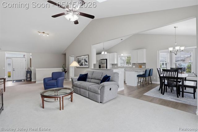 6369 Pasture Lane, Brighton, MI 48116