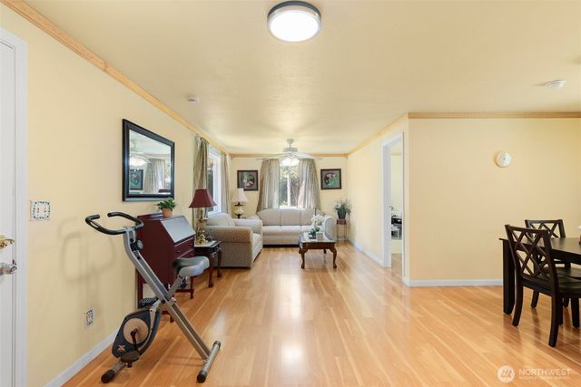 30621 8th Place S, Federal Way, WA 98003