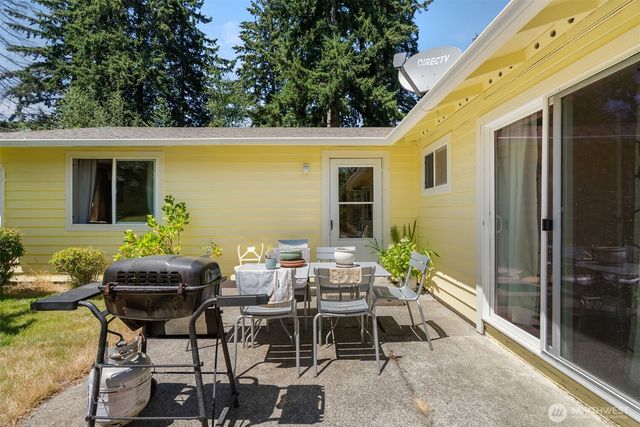 30621 8th Place S, Federal Way, WA 98003