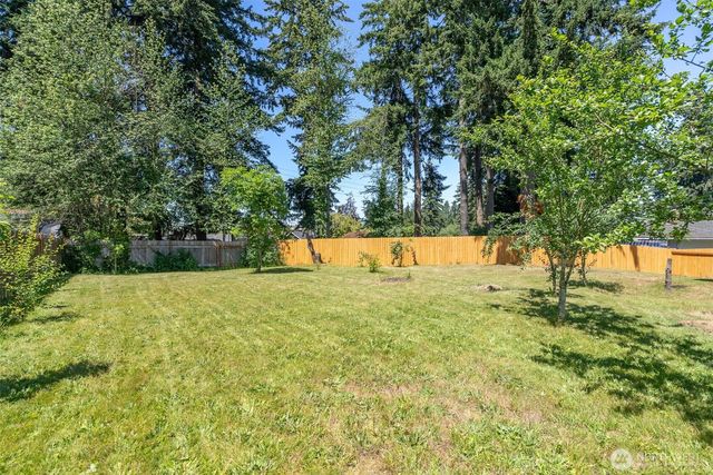 30621 8th Place S, Federal Way, WA 98003