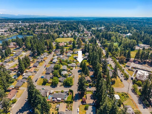 30621 8th Place S, Federal Way, WA 98003