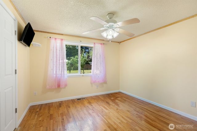 30621 8th Place S, Federal Way, WA 98003