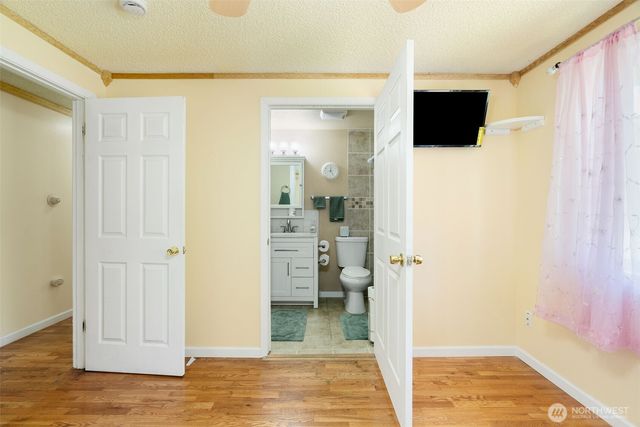 30621 8th Place S, Federal Way, WA 98003