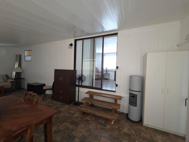 8121 SE Skylark Avenue, Hobe Sound, FL 33455