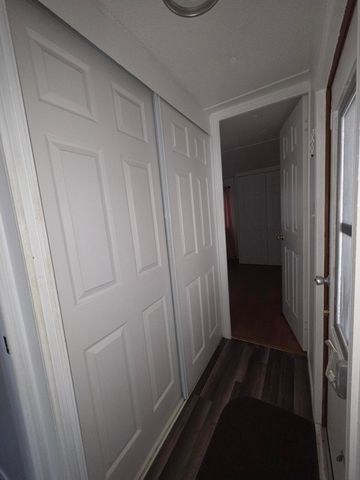 8121 SE Skylark Avenue, Hobe Sound, FL 33455