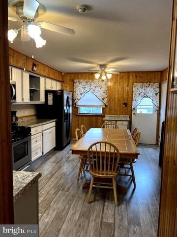 228 FENIMORE DR, Williamstown, NJ 08094