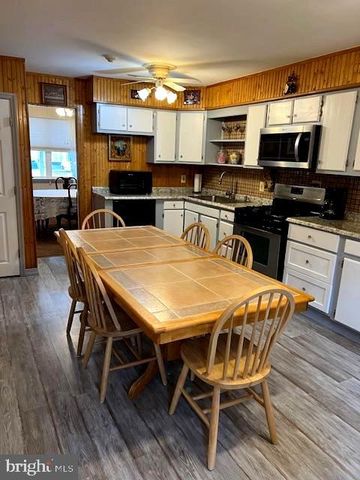 228 FENIMORE DR, Williamstown, NJ 08094