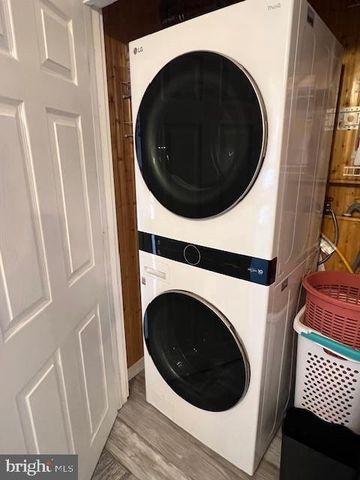 228 FENIMORE DR, Williamstown, NJ 08094