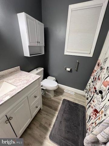 228 FENIMORE DR, Williamstown, NJ 08094